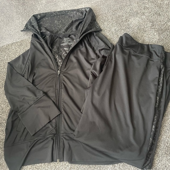 Soma lounge set—XL - Picture 5 of 13